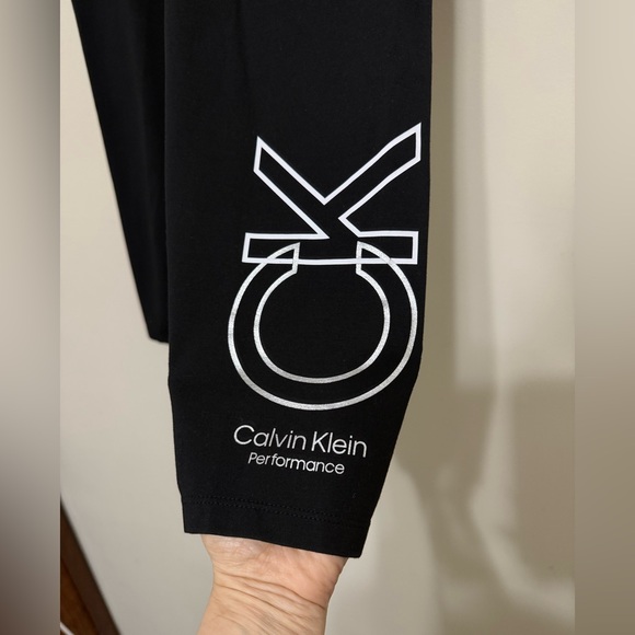 Calvin Klein Performance High-Rise Leggings Black Crop Logo Stretchy size 1X - Picture 3 of 9